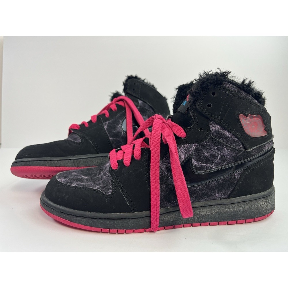 Air Jordan 1 Retro High Prem GS 'Black Vivid Pink Youth Size 5.5Y 535804-017